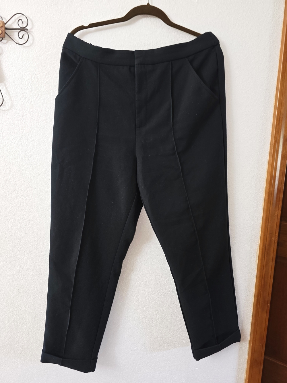 Anthropologie Maeve Pintuck Cuffed Ankle Trousers in Black - Size 14